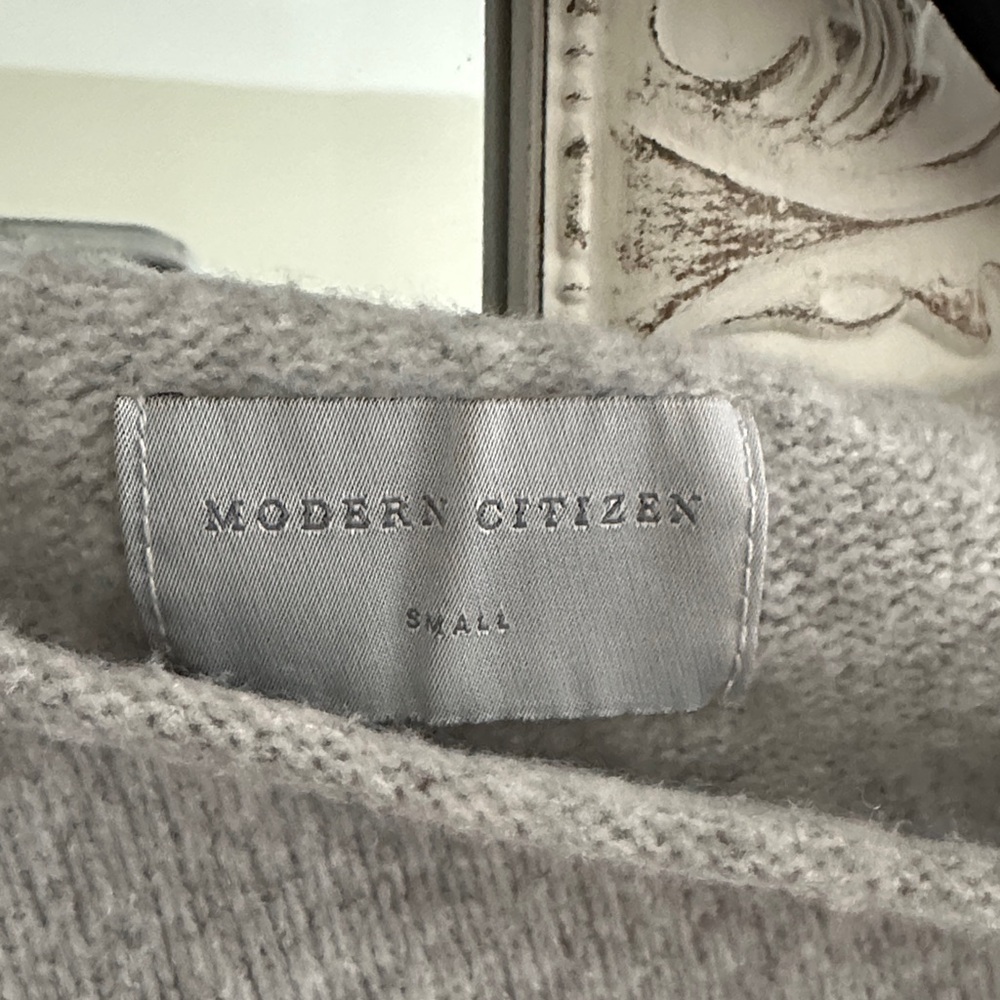 Modern Citizen Light Gray Women's Sweater - Picture 2 of 3